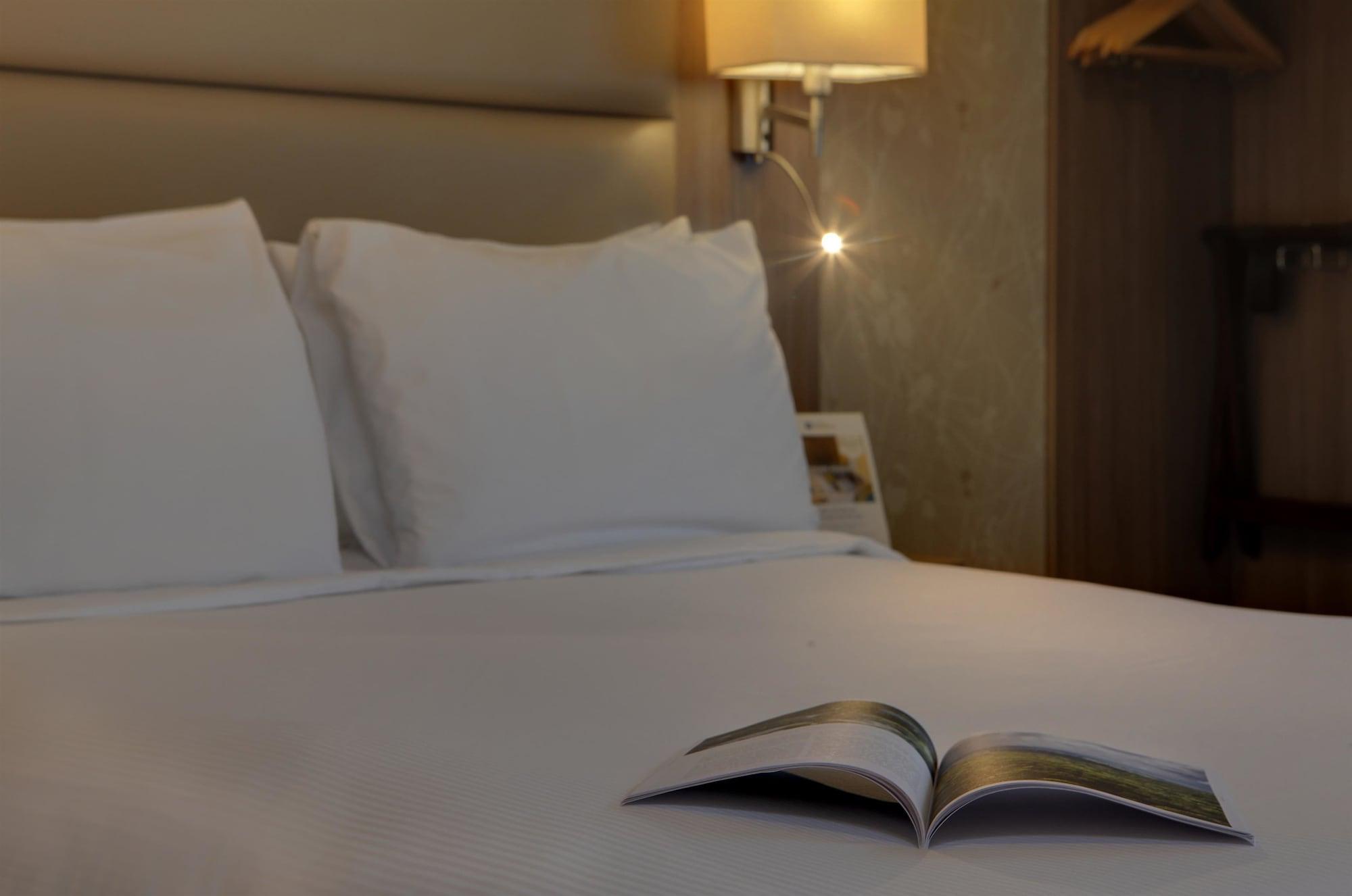 Best Western Pontypool Metro Hotel מראה חיצוני תמונה