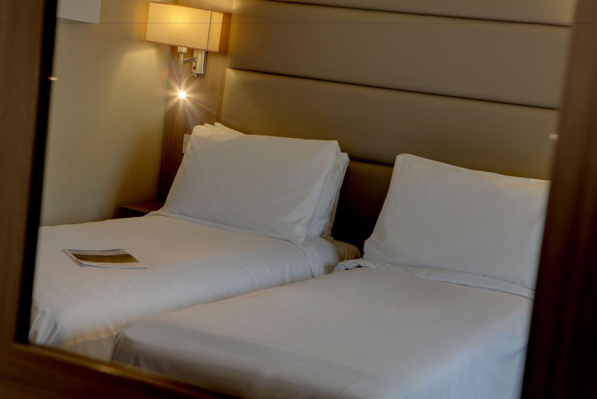 Best Western Pontypool Metro Hotel מראה חיצוני תמונה