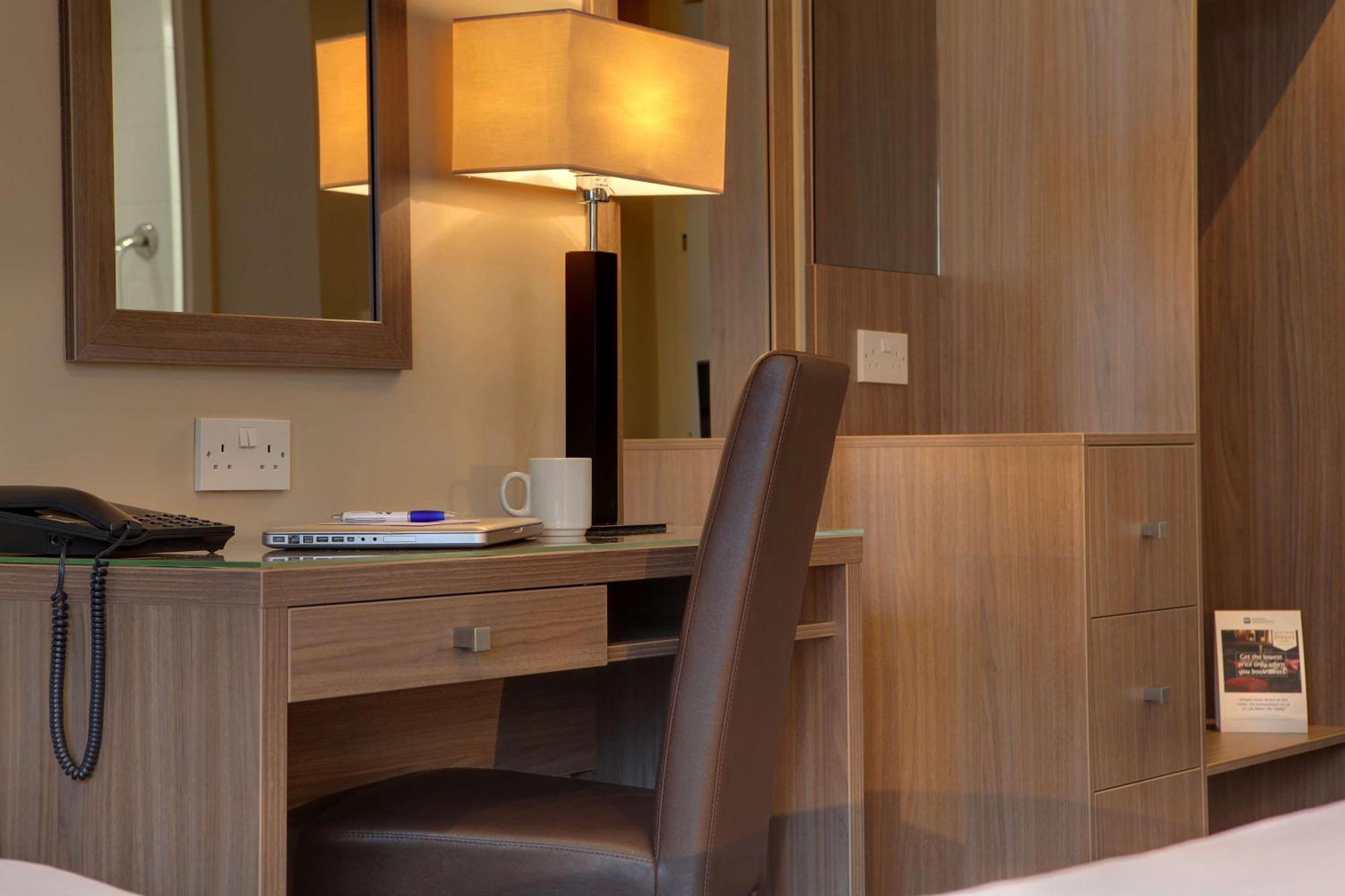 Best Western Pontypool Metro Hotel מראה חיצוני תמונה