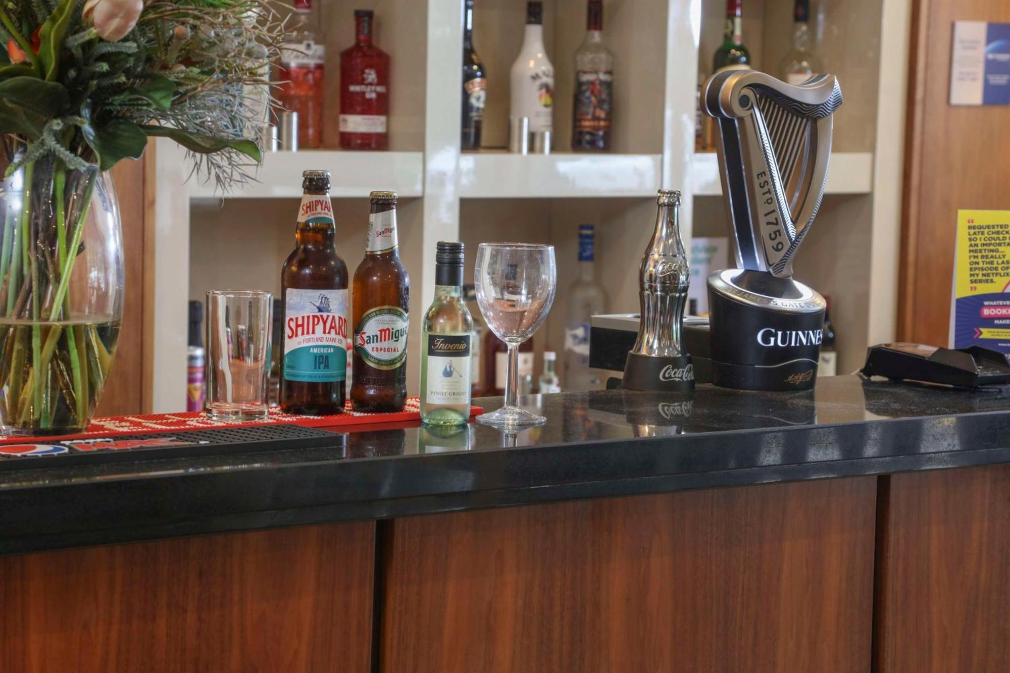 Best Western Pontypool Metro Hotel מראה חיצוני תמונה