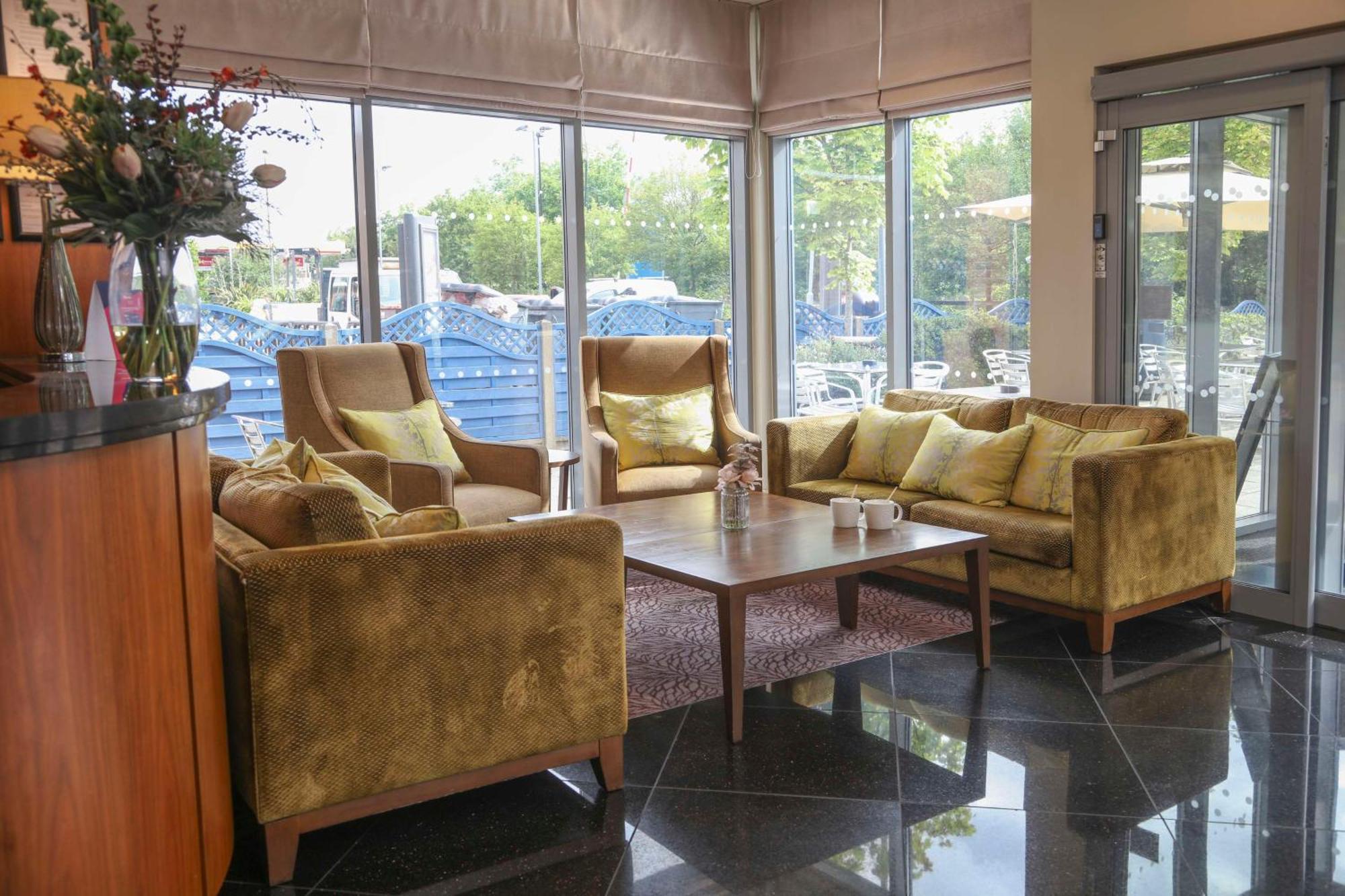 Best Western Pontypool Metro Hotel מראה חיצוני תמונה