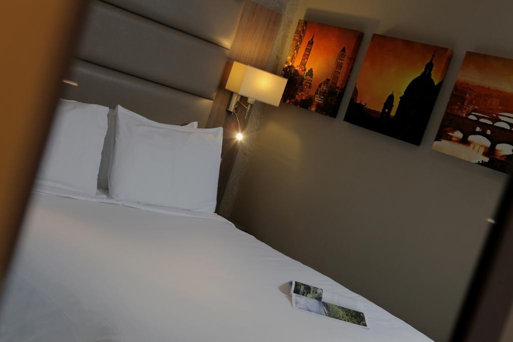 Best Western Pontypool Metro Hotel מראה חיצוני תמונה