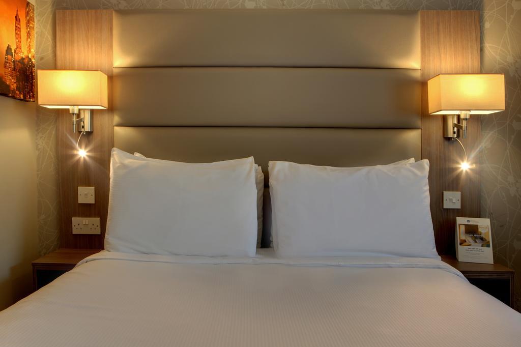 Best Western Pontypool Metro Hotel מראה חיצוני תמונה