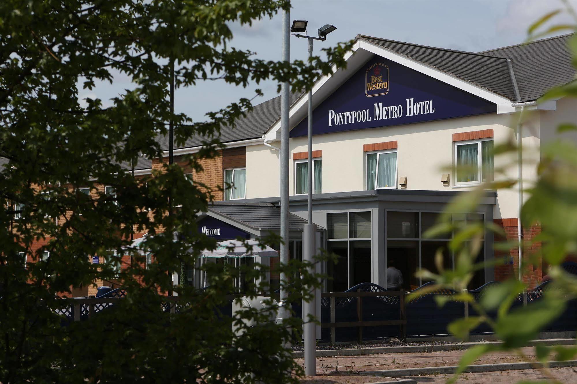 Best Western Pontypool Metro Hotel מראה חיצוני תמונה